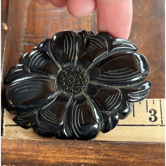 Bakelite Large Black Brooch Floral Carved Detailed Pierced Pin - Picture 12 of 13